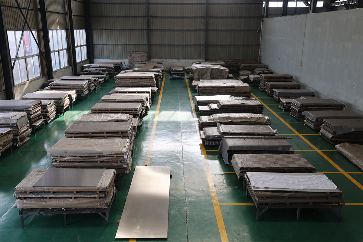 Why Is Titanium Plate the Standard for High-Strength Materials?